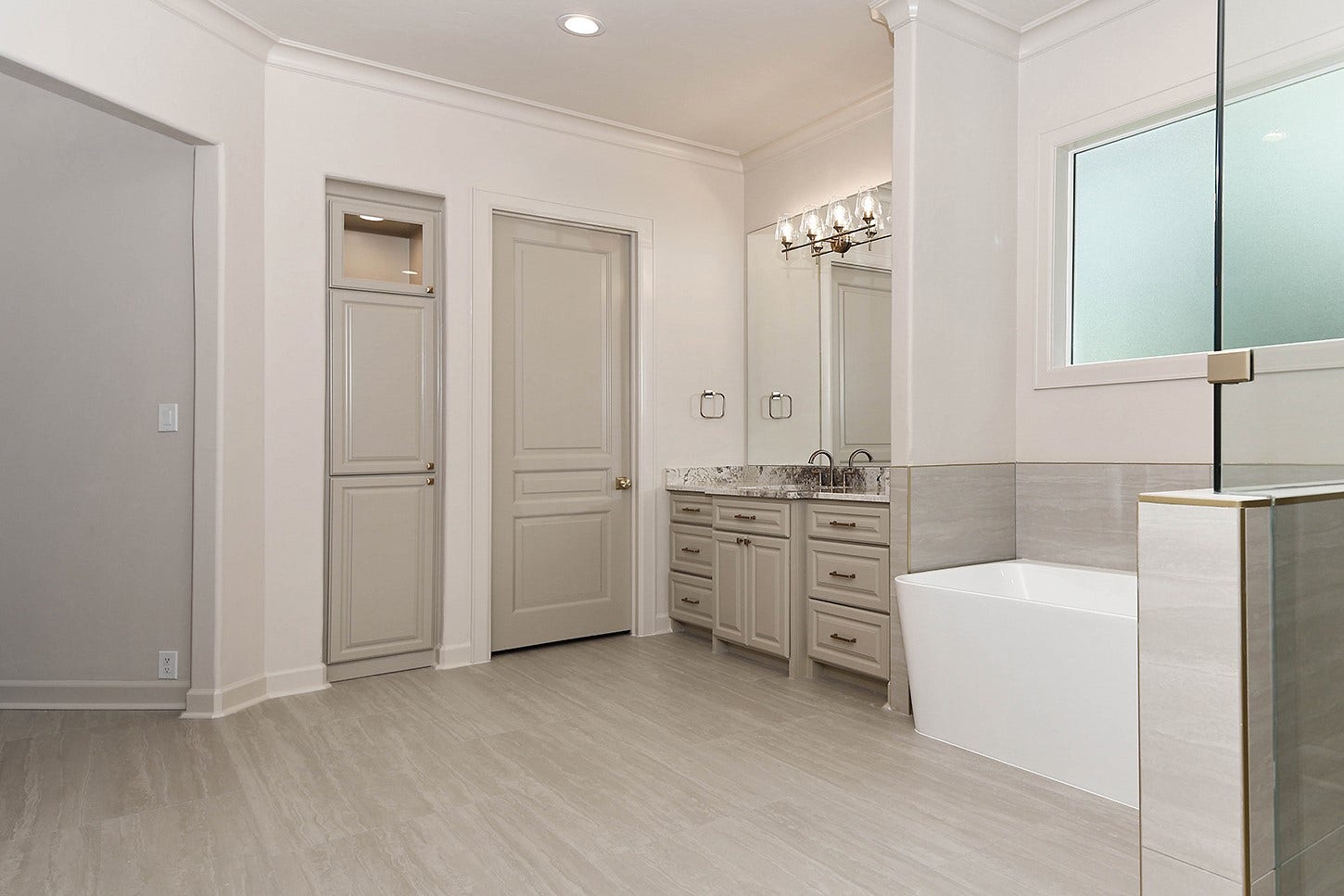 74 Batesbrooke Court, The Woodlands, TX 77381 74 Batesbrooke Court, The Woodlands, TX 77381
