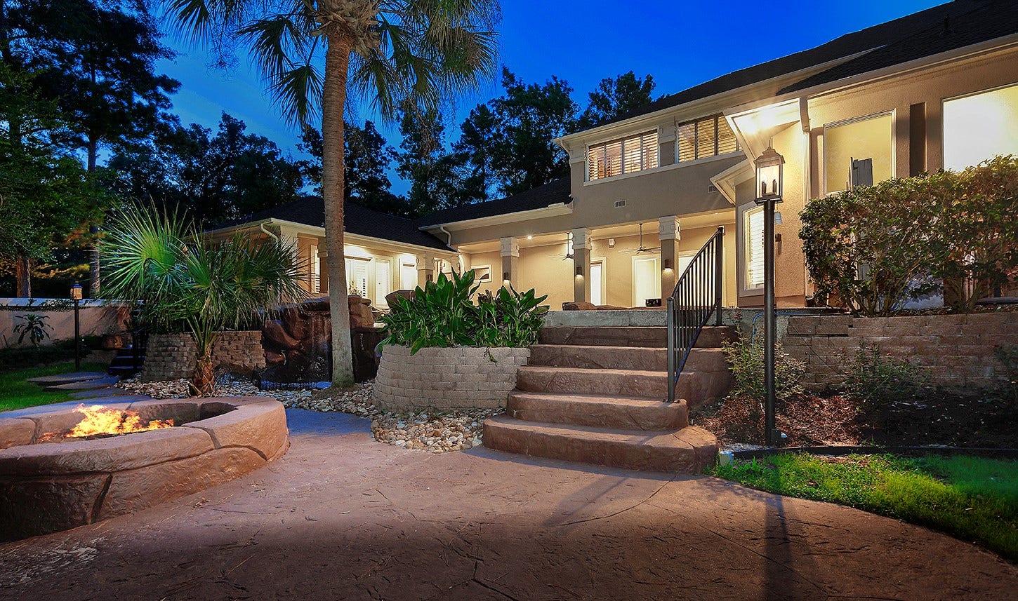 74 Batesbrooke Court, The Woodlands, TX 77381 74 Batesbrooke Court, The Woodlands, TX 77381