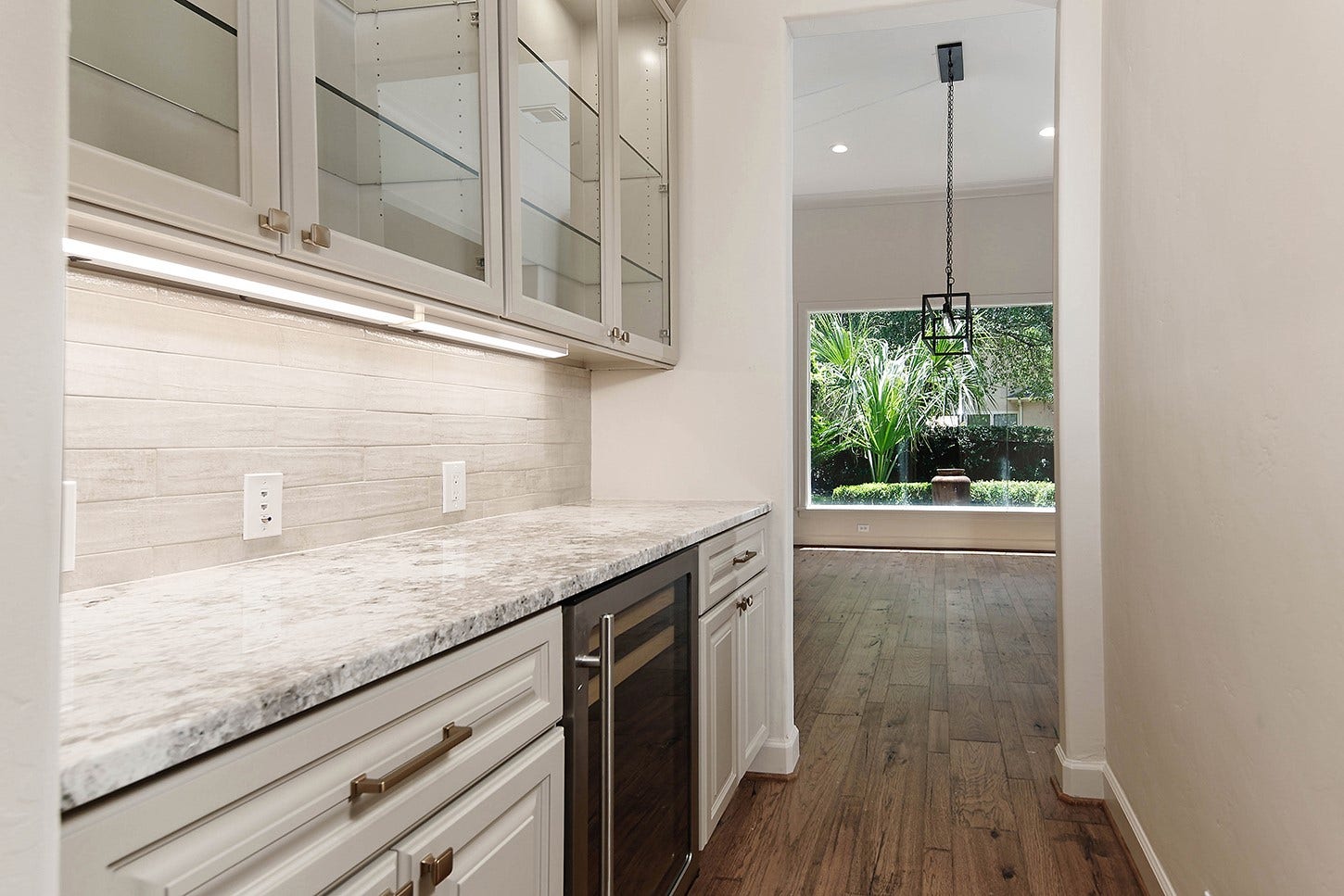 74 Batesbrooke Court, The Woodlands, TX 77381 74 Batesbrooke Court, The Woodlands, TX 77381