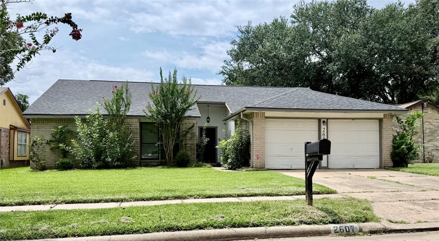 Property photo for 2607 Olympus Drive, Houston, TX