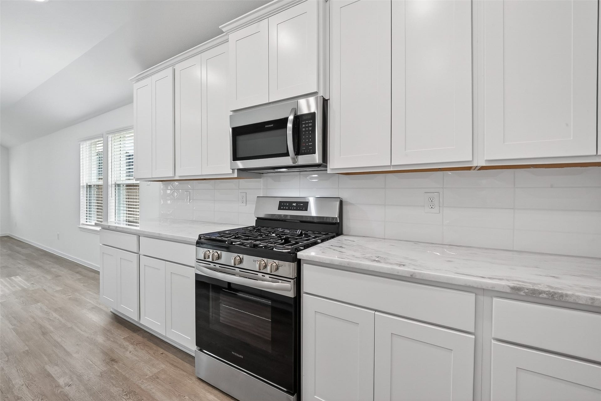 1057 Sunflower Terrace Drive, Magnolia, TX 77355 1057 Sunflower Terrace Drive, Magnolia, TX 77355