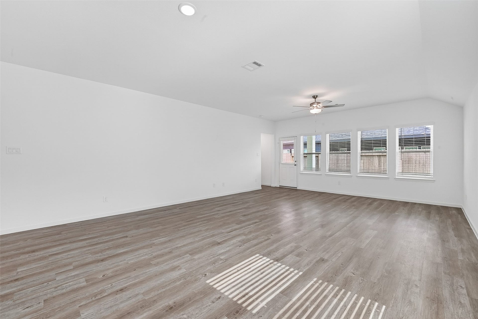 1057 Sunflower Terrace Drive, Magnolia, TX 77355 1057 Sunflower Terrace Drive, Magnolia, TX 77355