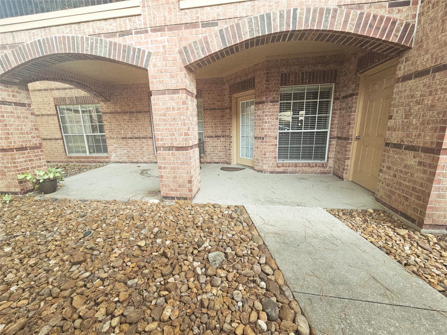 Property photo for 2803 Kings Crossing Drive, #118, Houston, TX