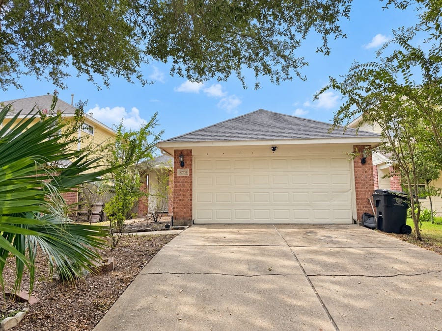 Property photo for 5006 Canyon Blanco Drive, Hockley, TX