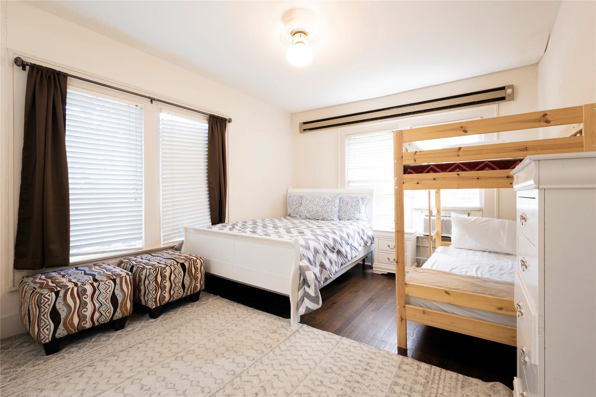 2509 Whitney Street, #B, Houston, TX 77006 2509 Whitney Street, #B, Houston, TX 77006