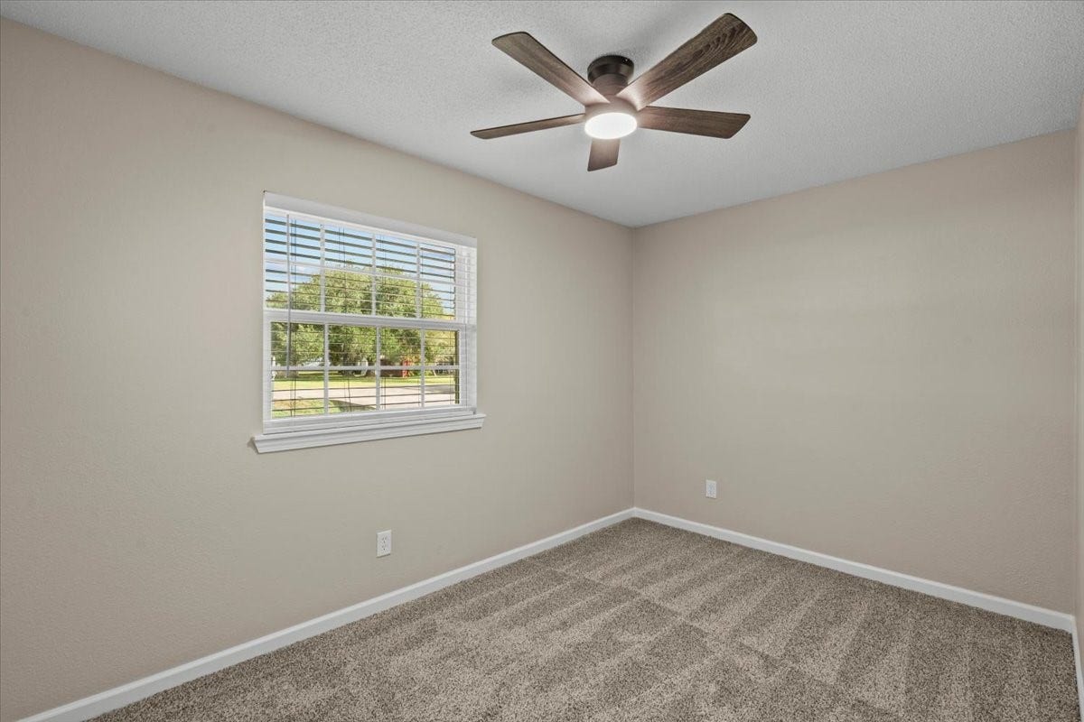 3405 Meadowlark Lane, Alvin, TX 77511 3405 Meadowlark Lane, Alvin, TX 77511