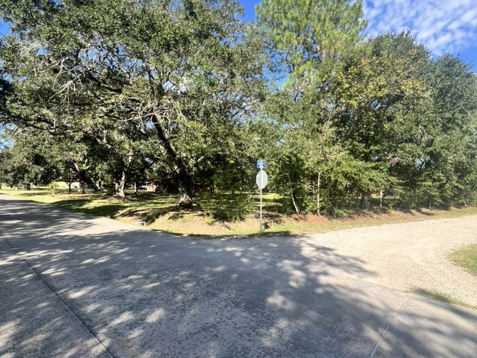 3620 Utah Avenue, Dickinson, TX 77539 3620 Utah Avenue, Dickinson, TX 77539