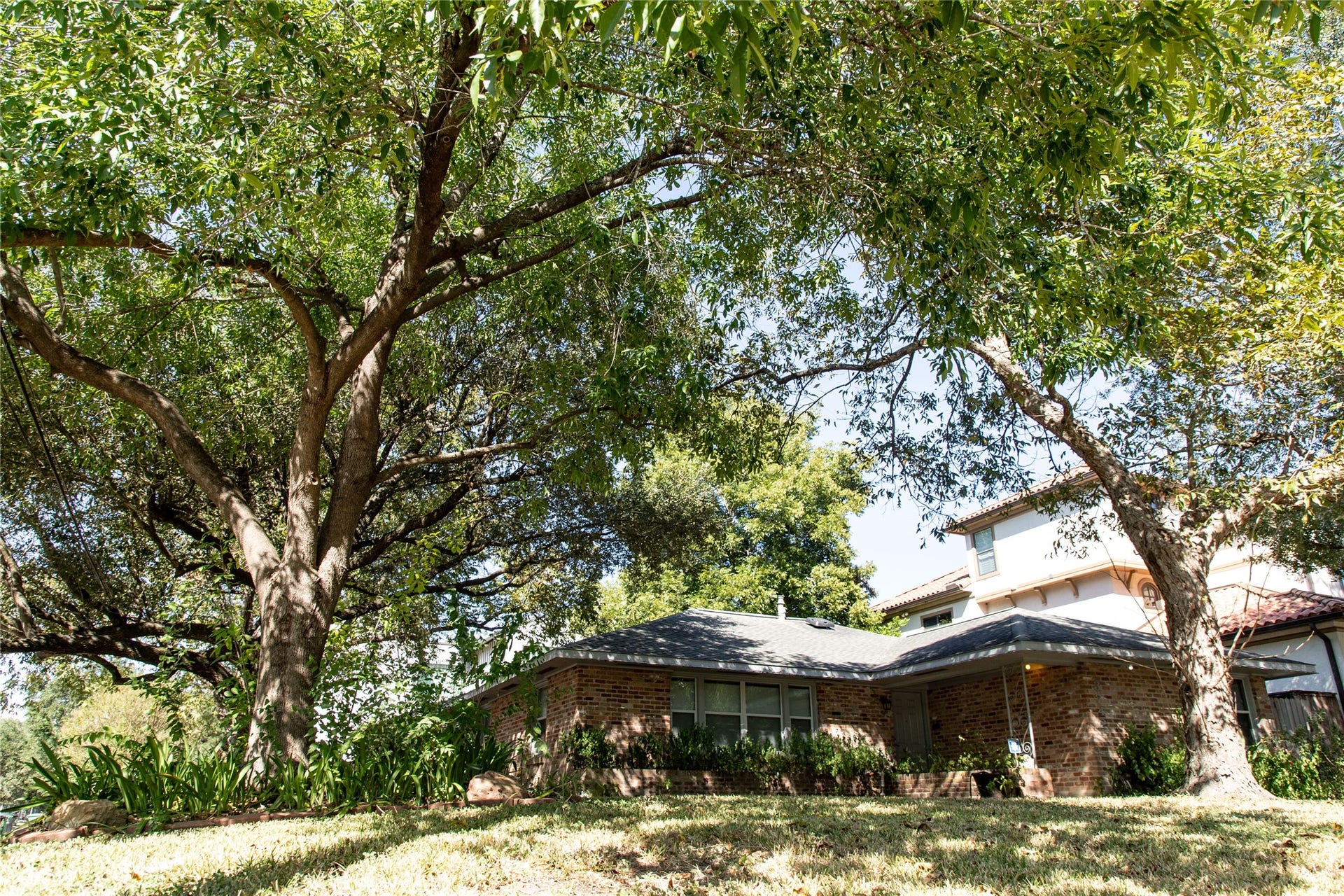 3742 Turnberry Circle, Houston, TX 77025 3742 Turnberry Circle, Houston, TX 77025