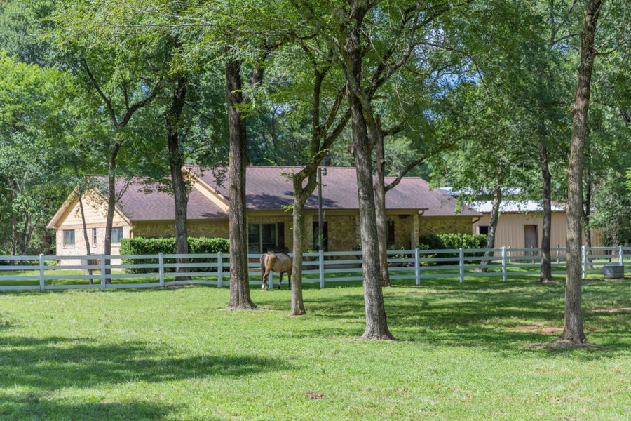 Property photo for 802 Sentinel Oaks, Pinehurst, TX