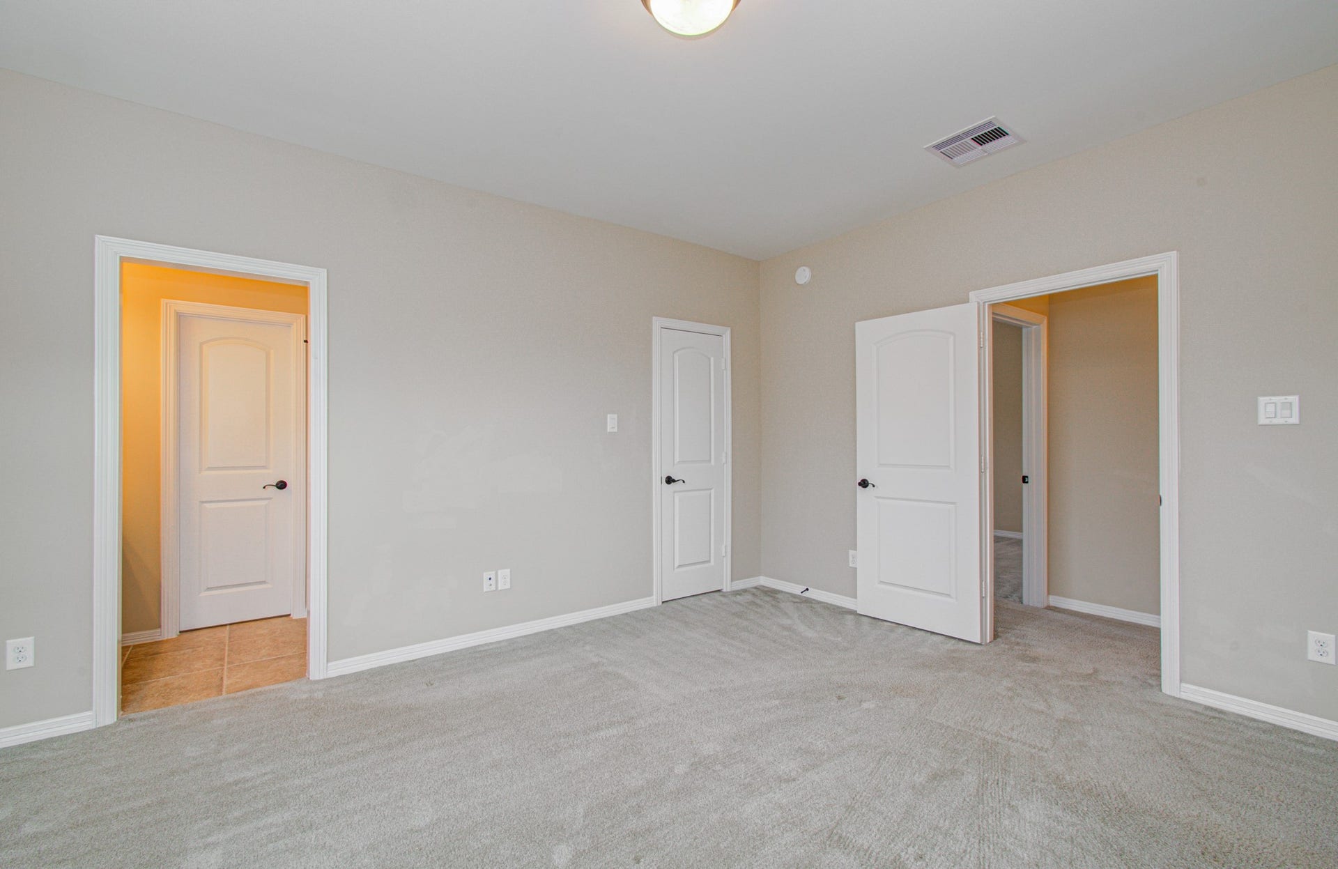 5711 Avon Landing Lane, Sugar Land, TX 77479 5711 Avon Landing Lane, Sugar Land, TX 77479