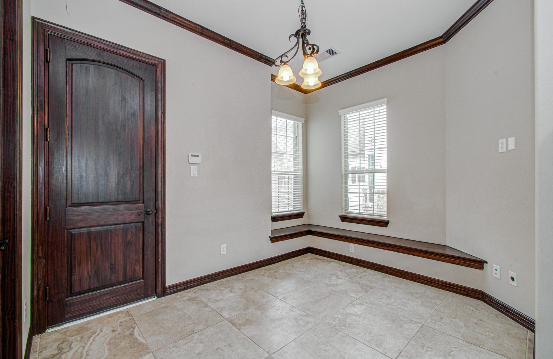 5711 Avon Landing Lane, Sugar Land, TX 77479 5711 Avon Landing Lane, Sugar Land, TX 77479