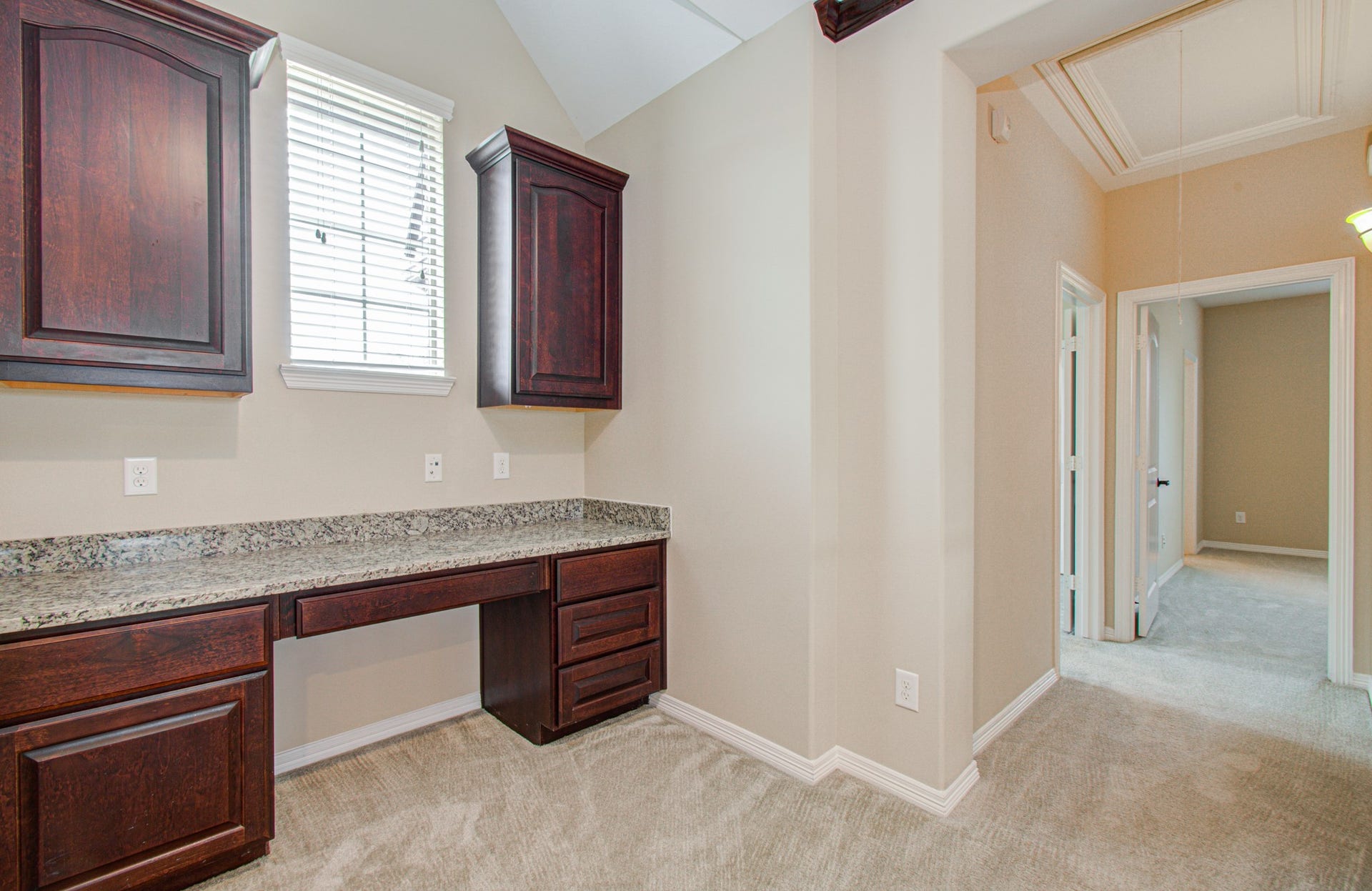 5711 Avon Landing Lane, Sugar Land, TX 77479 5711 Avon Landing Lane, Sugar Land, TX 77479