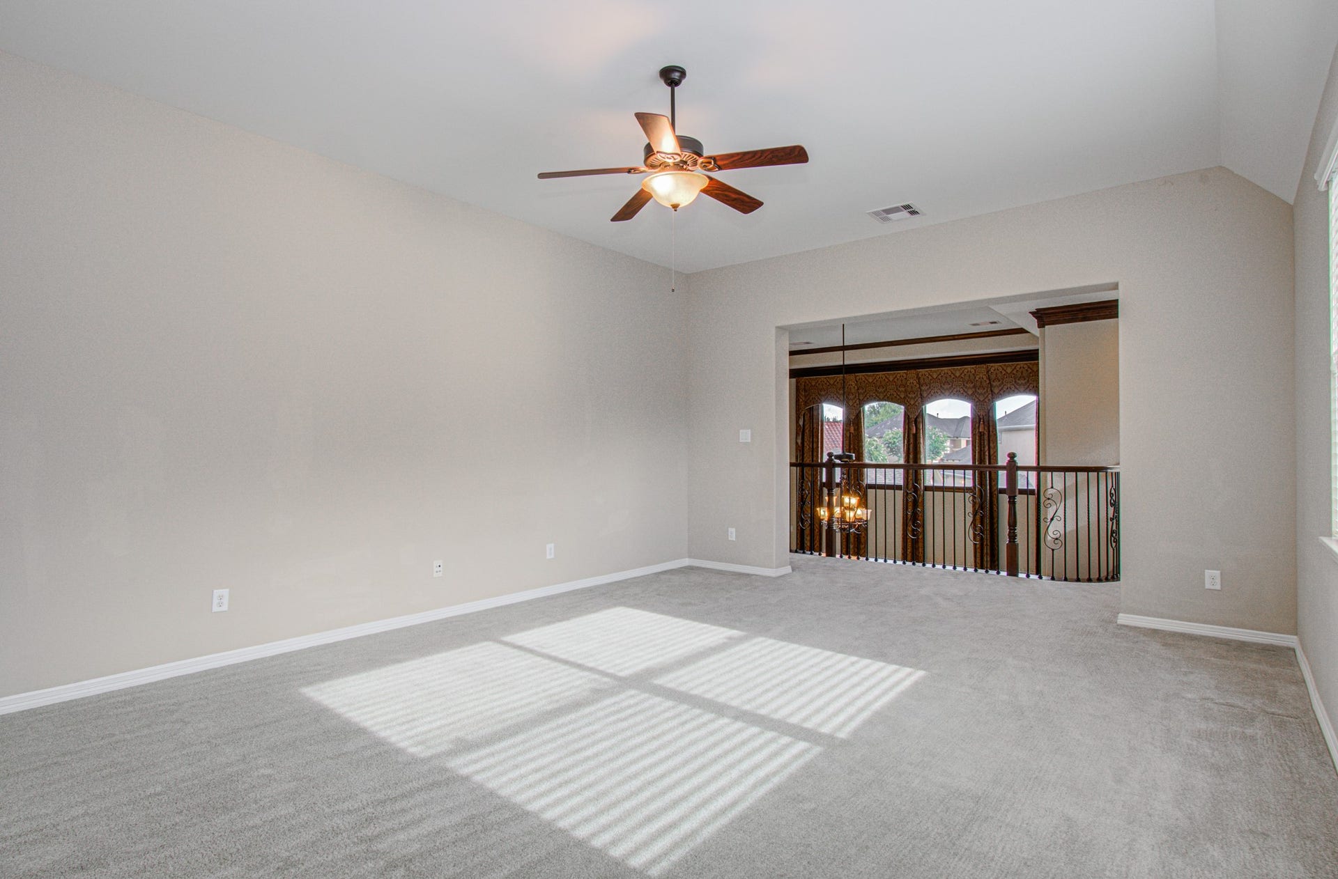 5711 Avon Landing Lane, Sugar Land, TX 77479 5711 Avon Landing Lane, Sugar Land, TX 77479