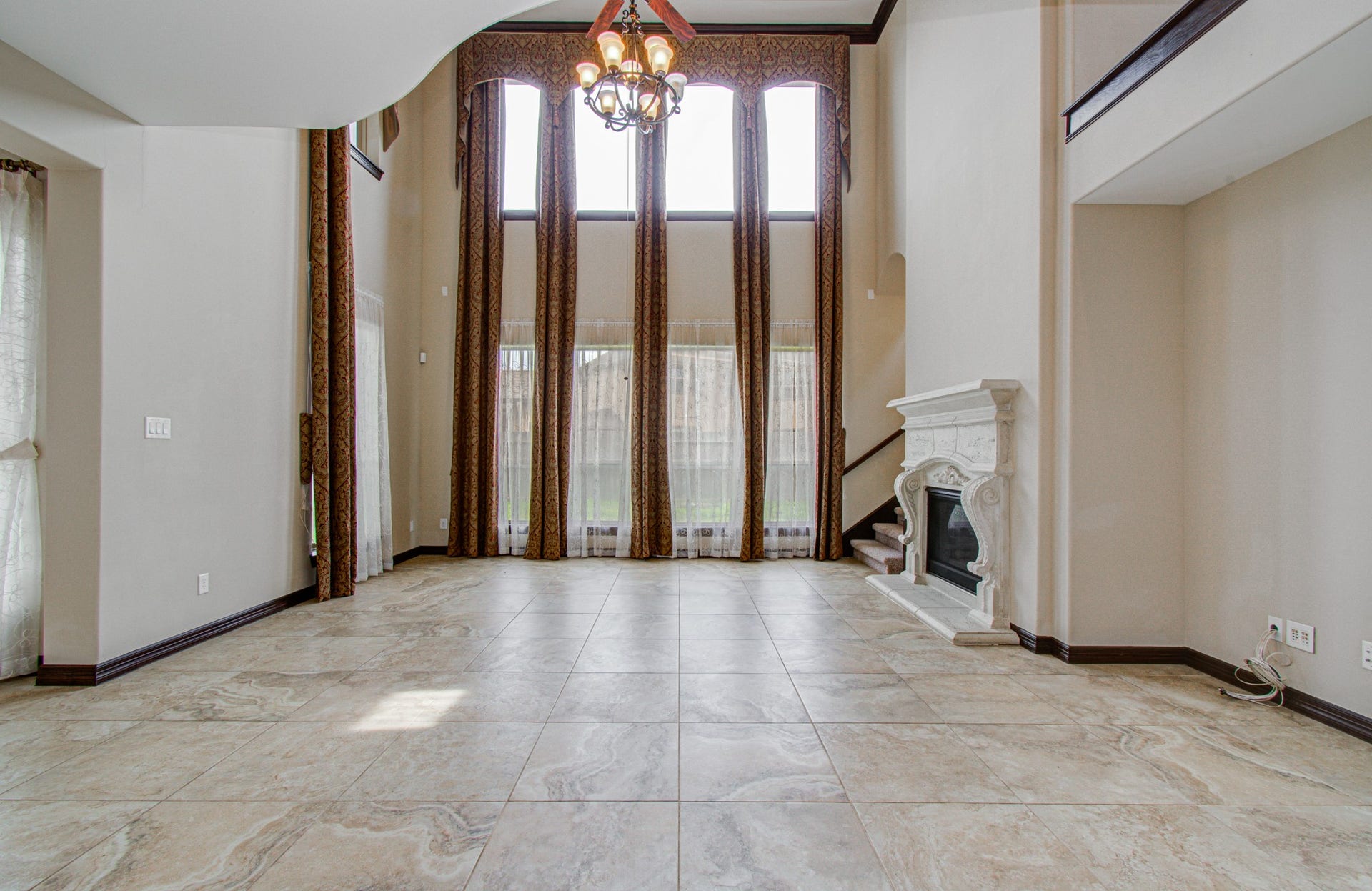 5711 Avon Landing Lane, Sugar Land, TX 77479 5711 Avon Landing Lane, Sugar Land, TX 77479