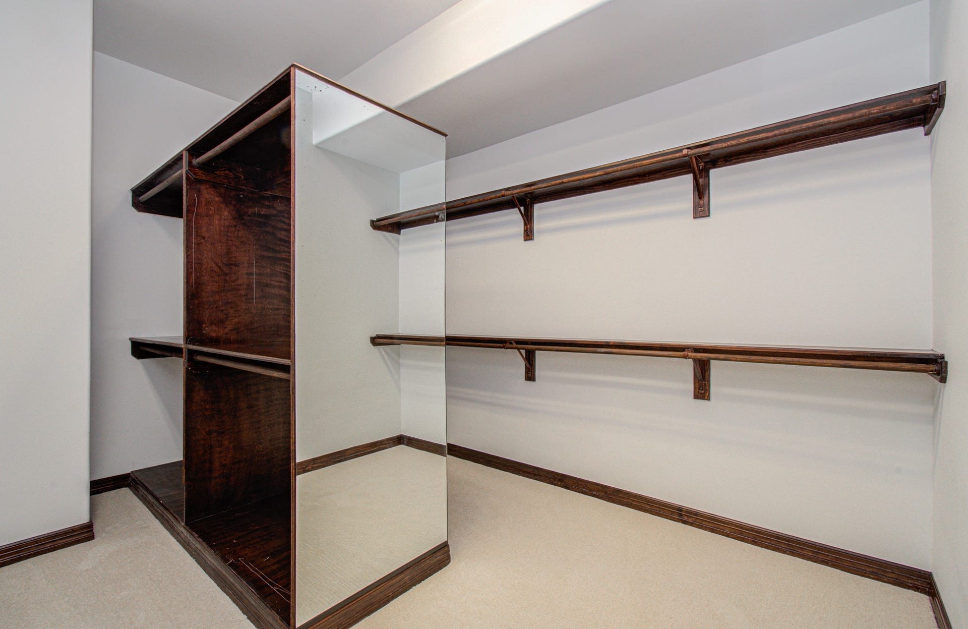 5711 Avon Landing Lane, Sugar Land, TX 77479 5711 Avon Landing Lane, Sugar Land, TX 77479
