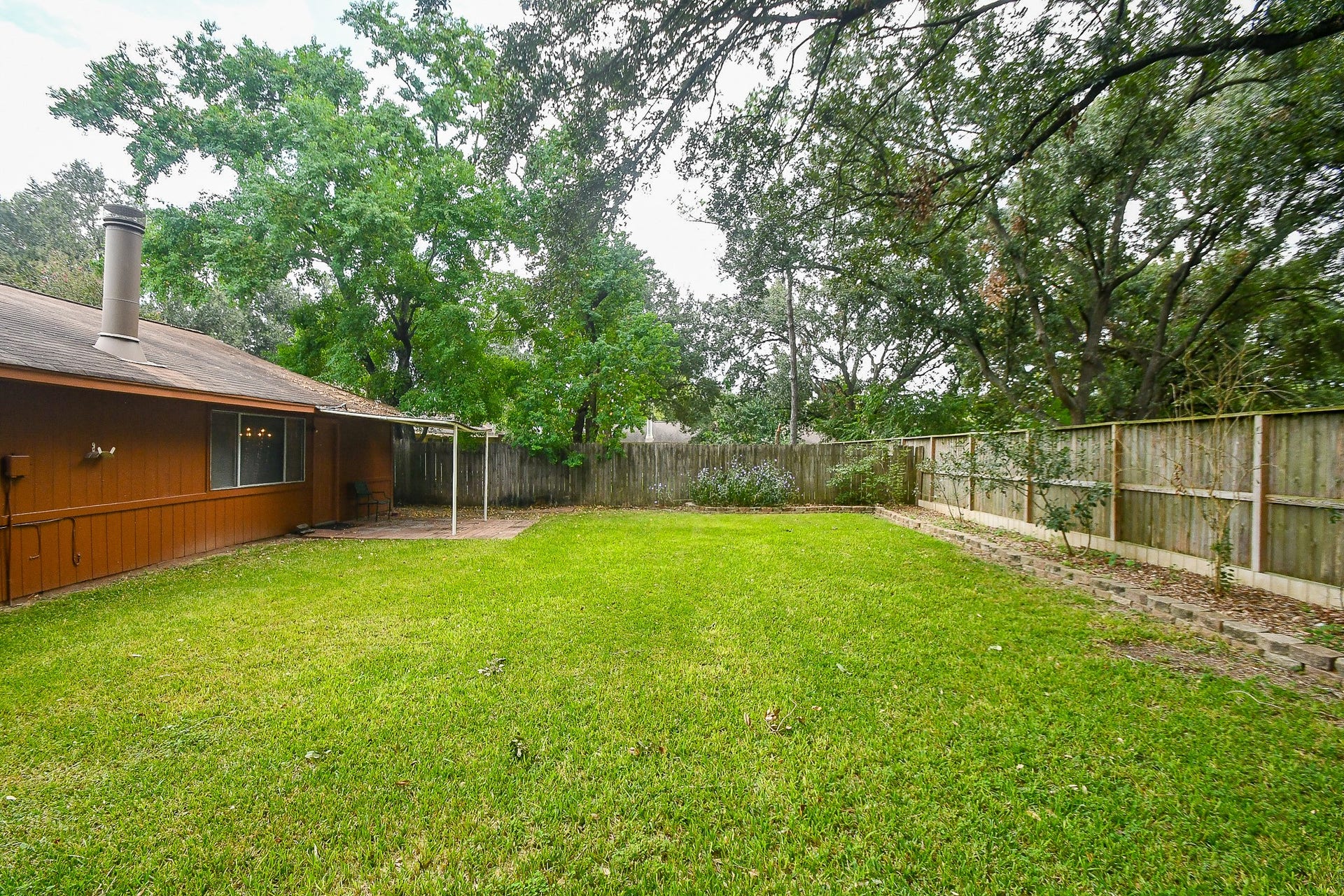 15919 Val Verde Drive, Houston, TX 77083 15919 Val Verde Drive, Houston, TX 77083