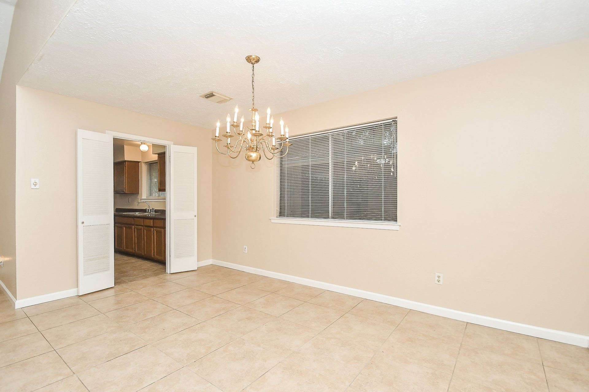15919 Val Verde Drive, Houston, TX 77083 15919 Val Verde Drive, Houston, TX 77083