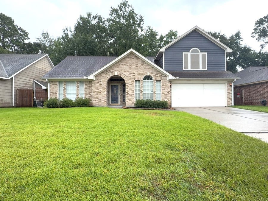 Property photo for 2106 Lexington Woods Drive, Spring, TX