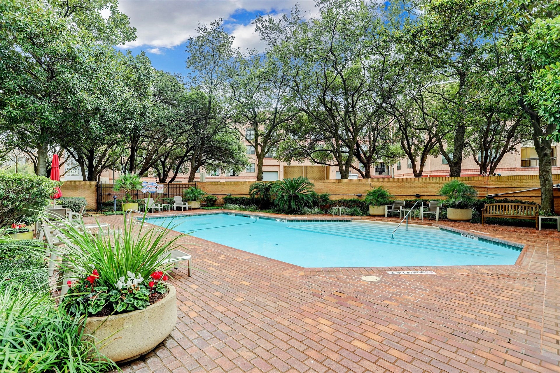 15 Greenway Plaza, #26K, Houston, TX 77046 15 Greenway Plaza, #26K, Houston, TX 77046