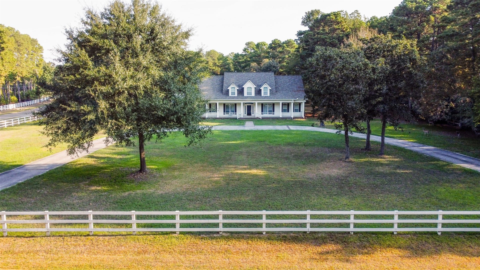 20002 Country Lake Drive, Magnolia, TX 77355