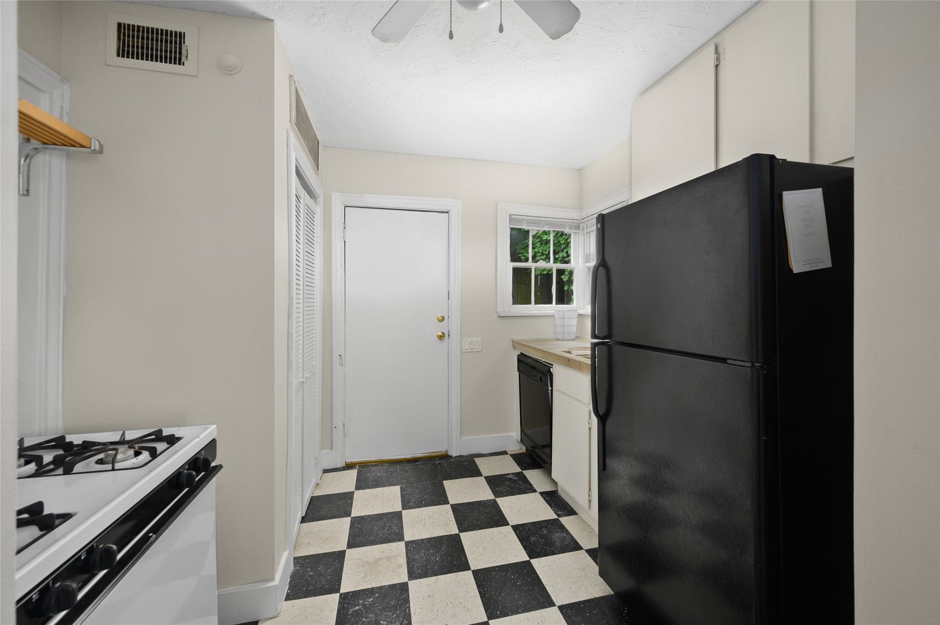 1955 Lexington Street, Houston, TX 77098