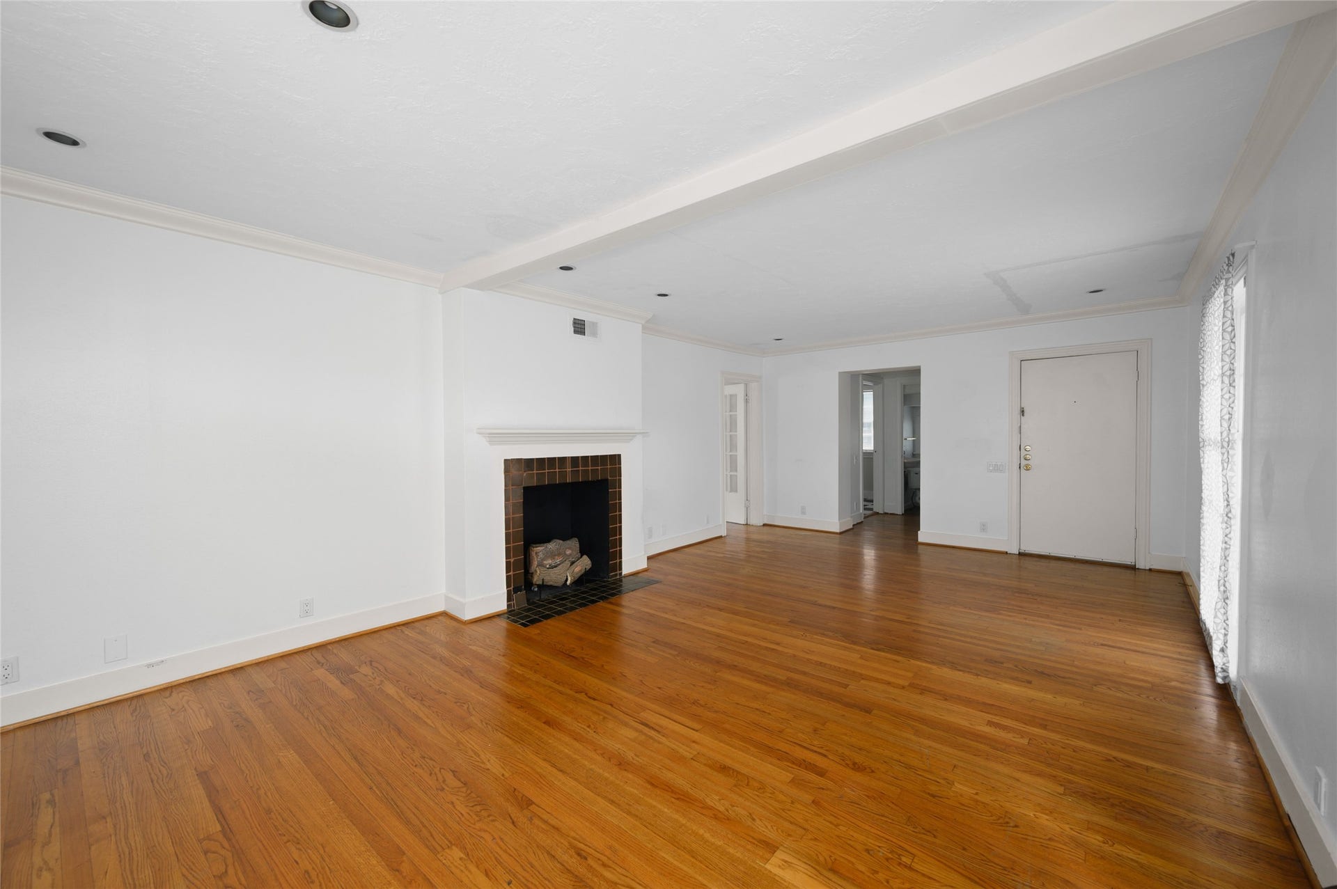 1955 Lexington Street, Houston, TX 77098