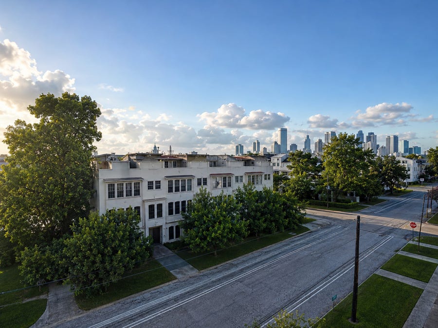 Property photo for 2118 Holman Street, Houston, TX