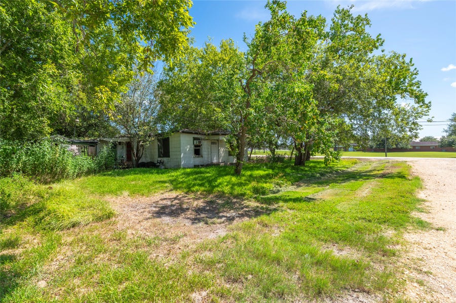 Property photo for 6521#a Crockett Street, Hitchcock, TX