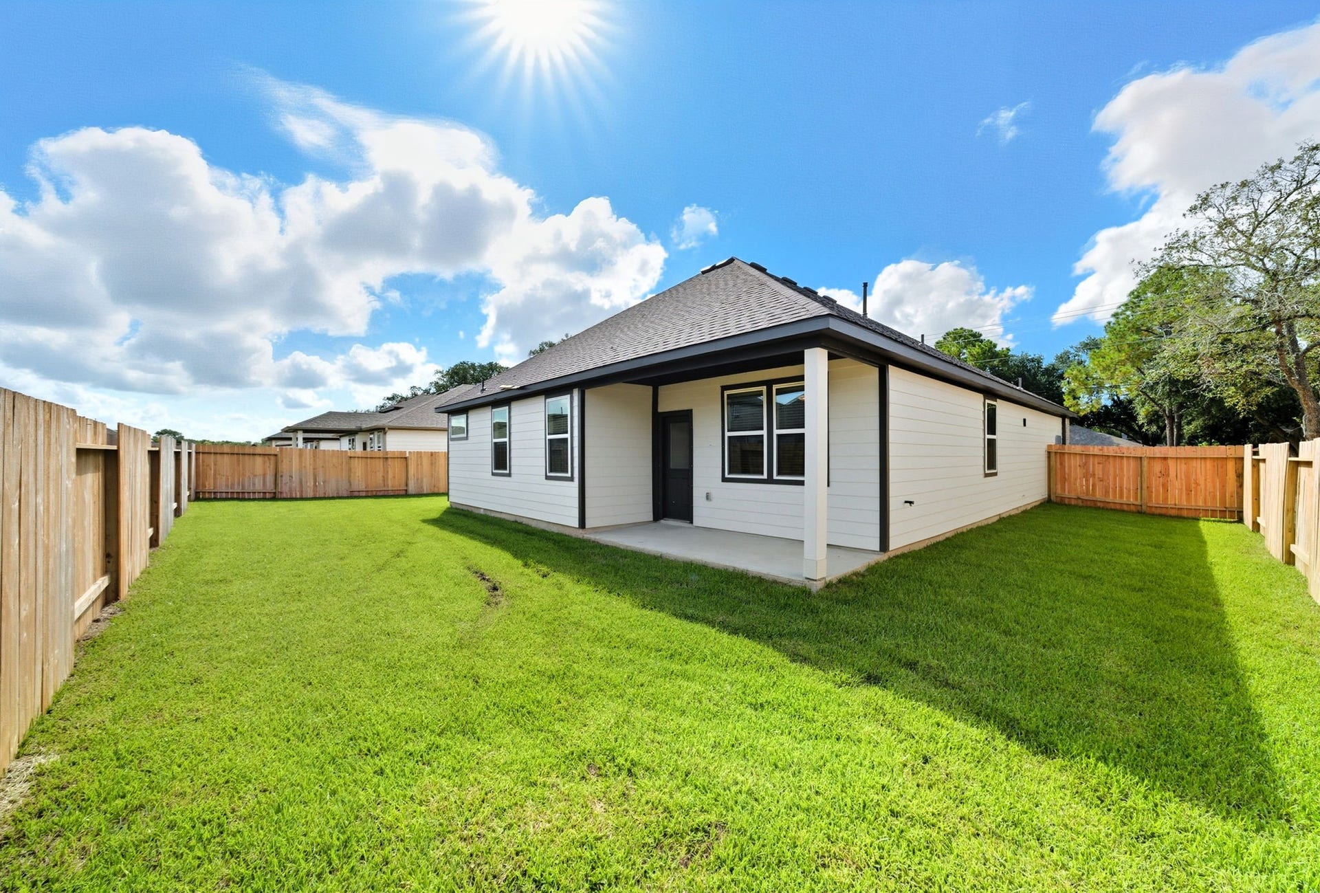 103 Bentwater Lane, Clute, TX 77531 103 Bentwater Lane, Clute, TX 77531