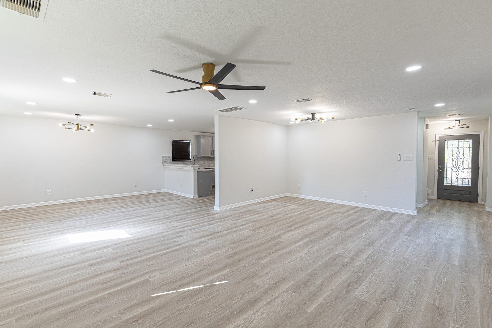 2719 Star Peak Drive, Houston, TX 77088 2719 Star Peak Drive, Houston, TX 77088