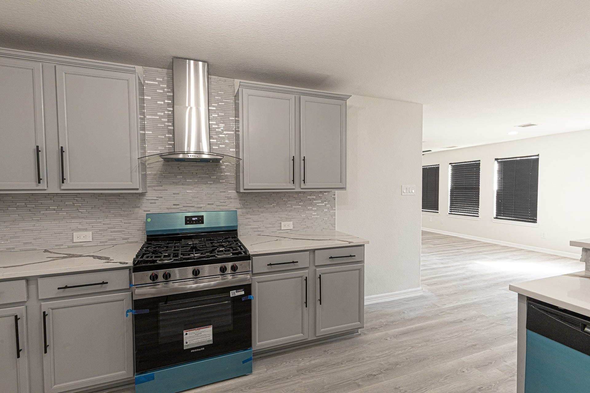 2719 Star Peak Drive, Houston, TX 77088 2719 Star Peak Drive, Houston, TX 77088