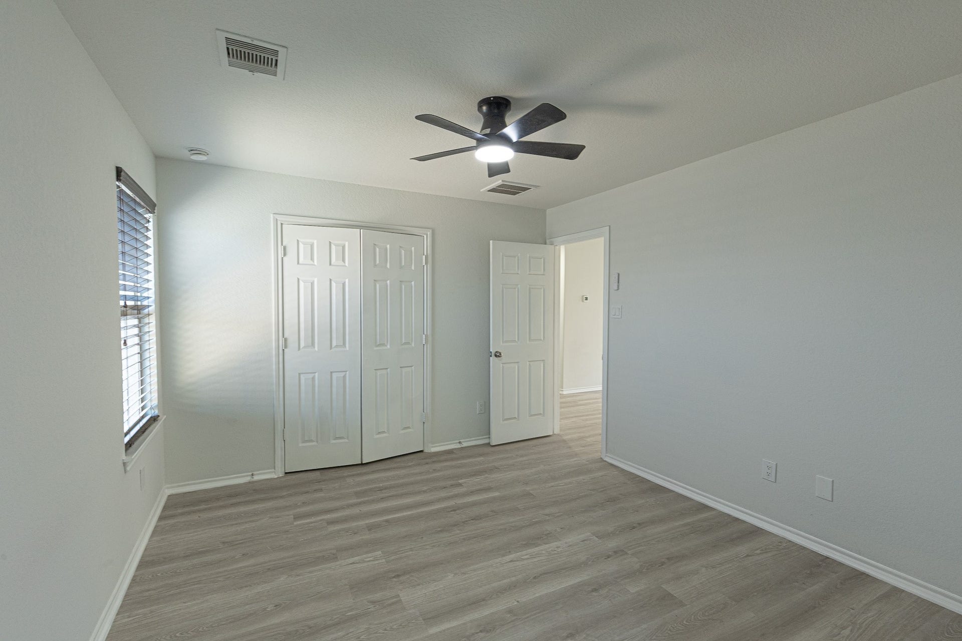 2719 Star Peak Drive, Houston, TX 77088 2719 Star Peak Drive, Houston, TX 77088