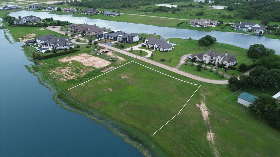 Property photo for 137 Tige Point Drive, Katy, TX