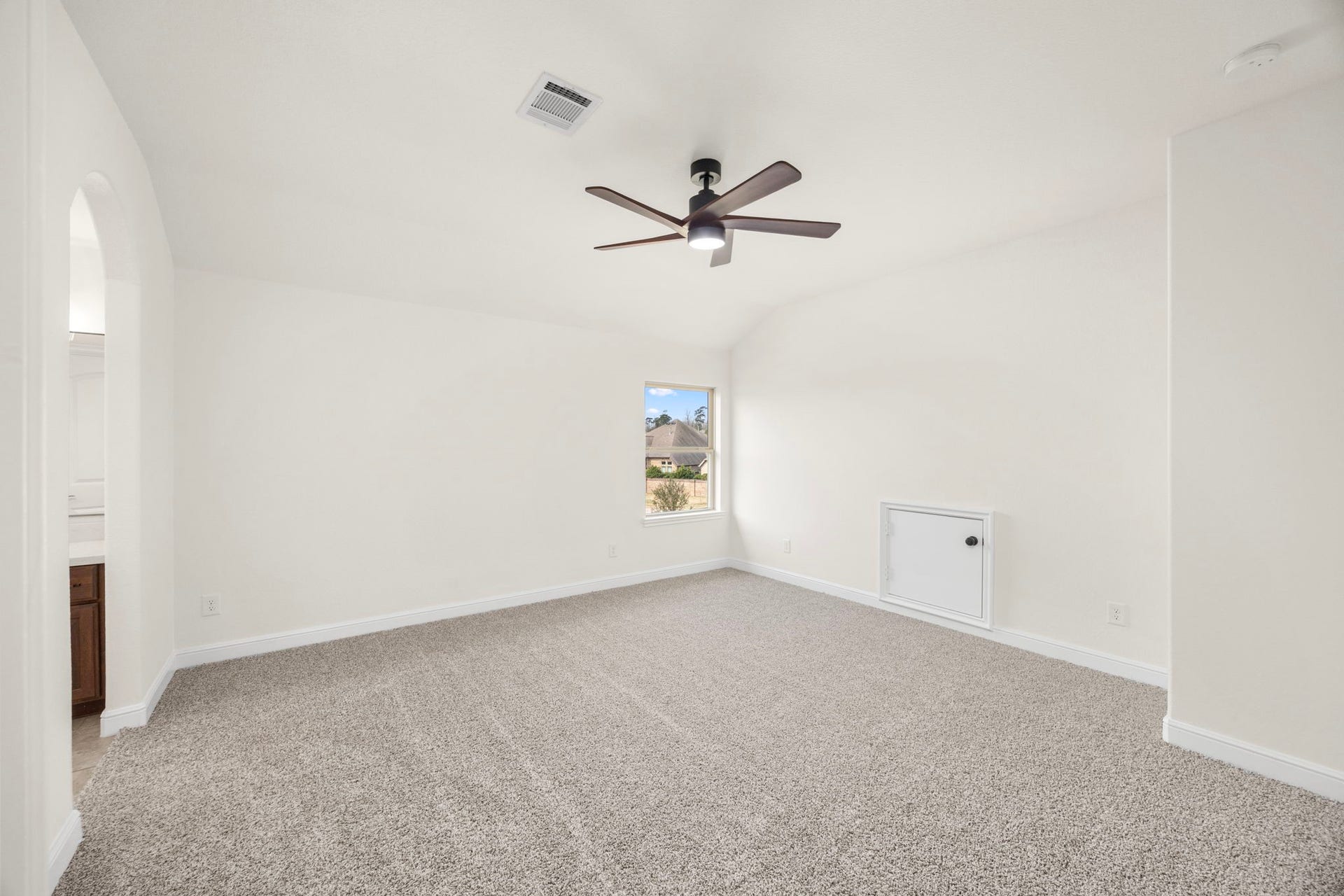 8551 Tombron Grove Road, Magnolia, TX 77354 Secondary bedroom.