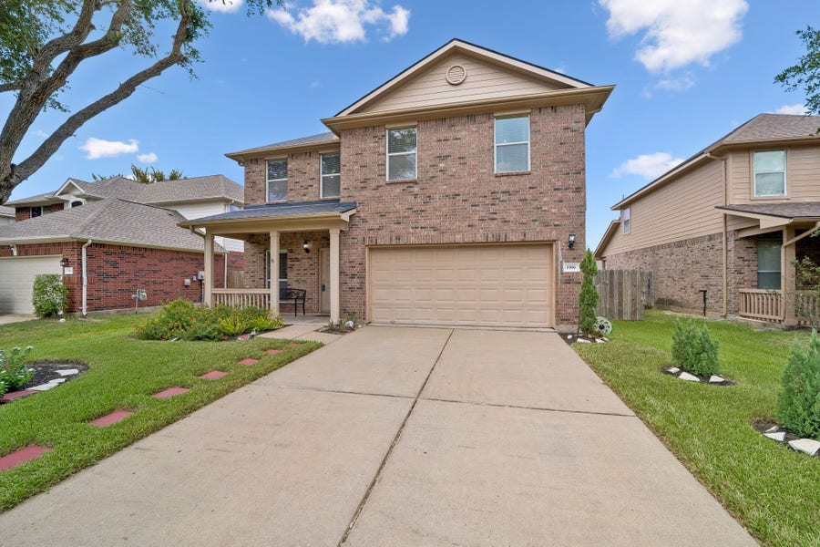Property photo for 1006 Cove Crest Trail, Fresno, TX