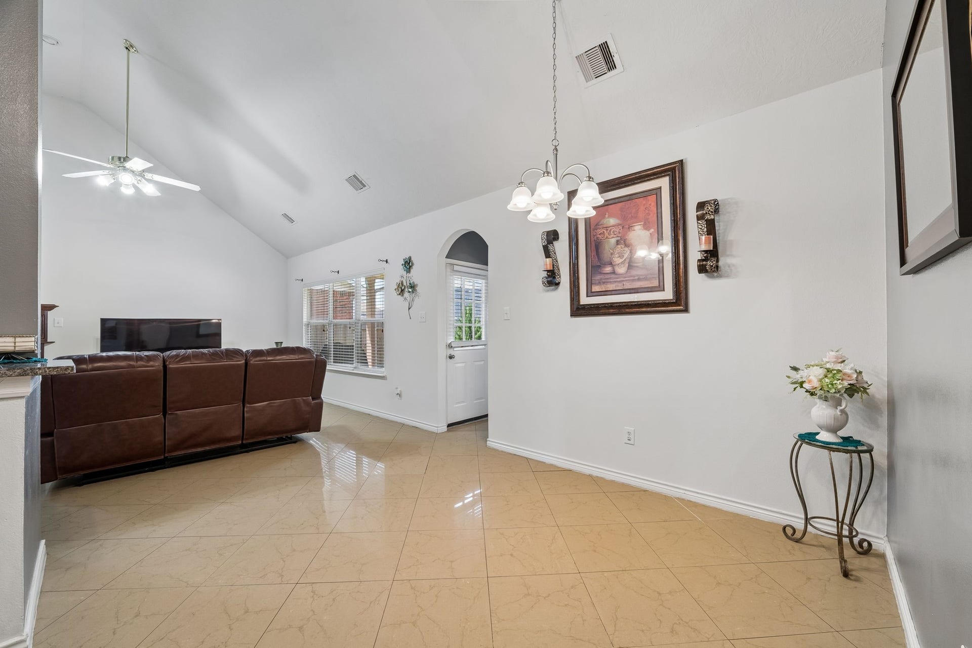 1006 Cove Crest Trail, Fresno, TX 77545