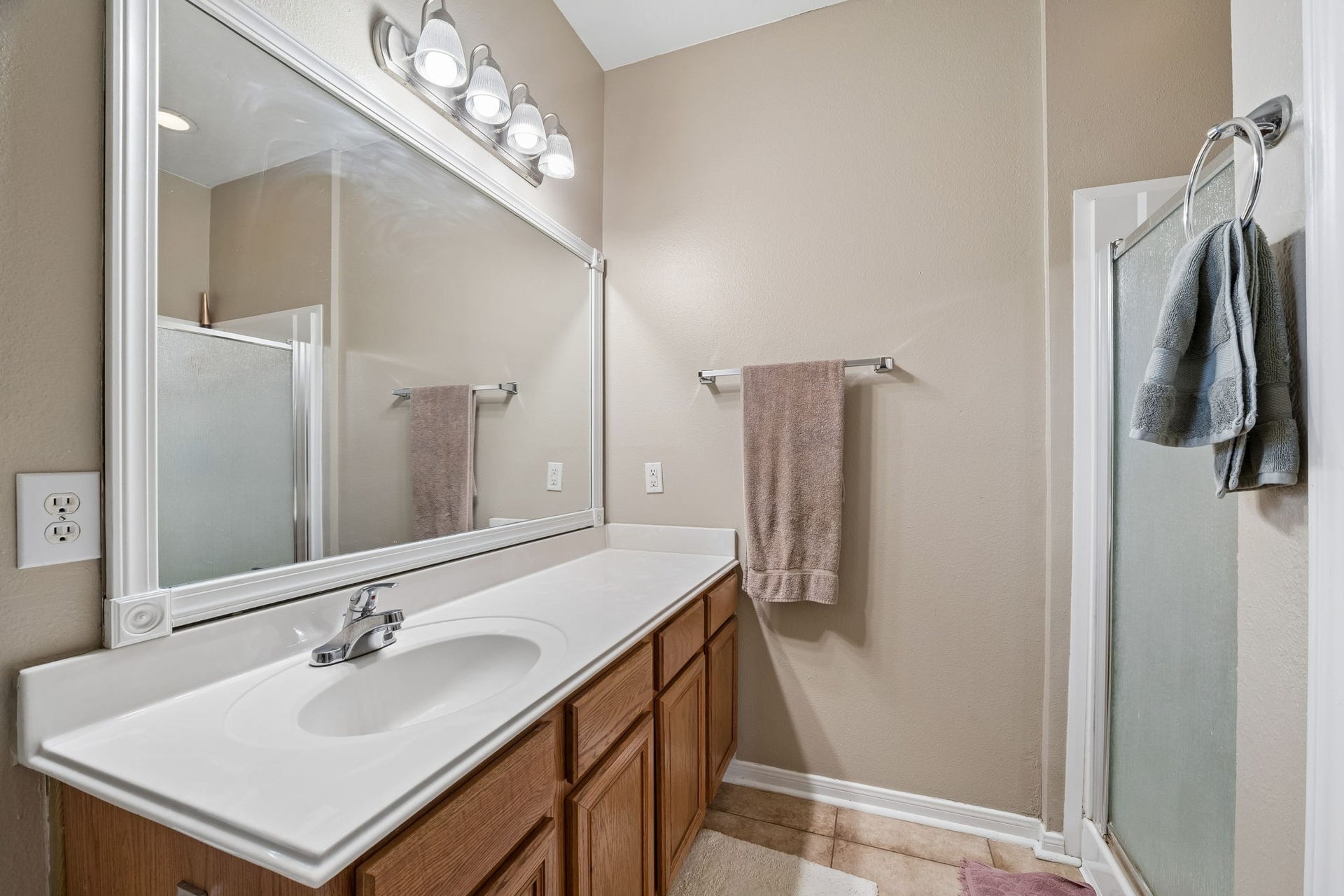 1006 Cove Crest Trail, Fresno, TX 77545