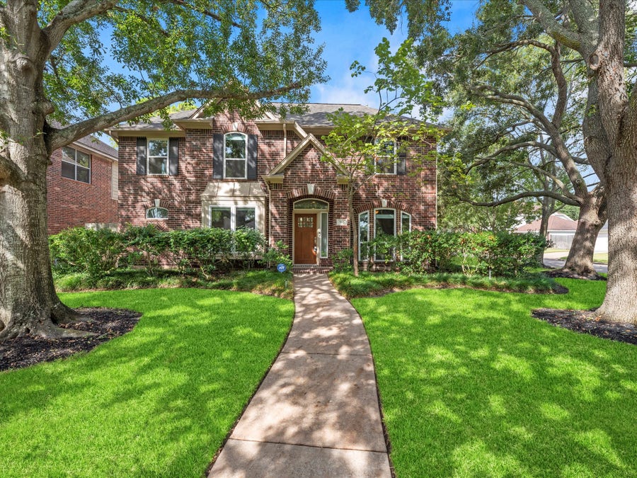 Property photo for 502 Airybrook Lane, Houston, TX