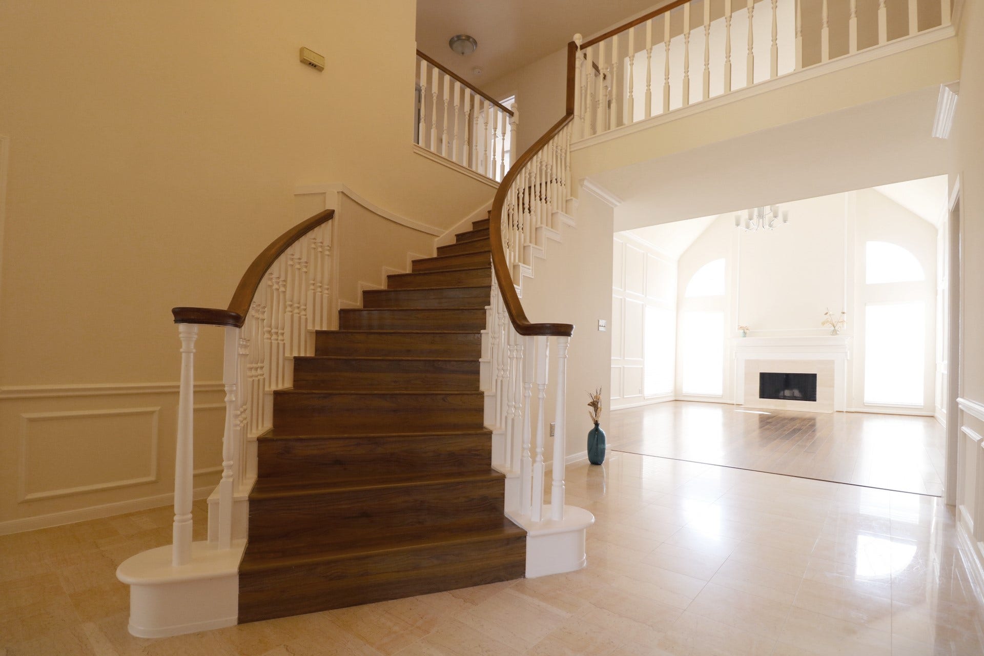 Beautiful spiral staircase leading to second floor