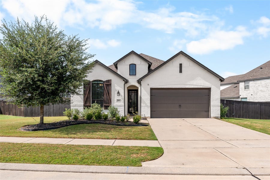 Property photo for 7022 Pondhawk Drive, Katy, TX