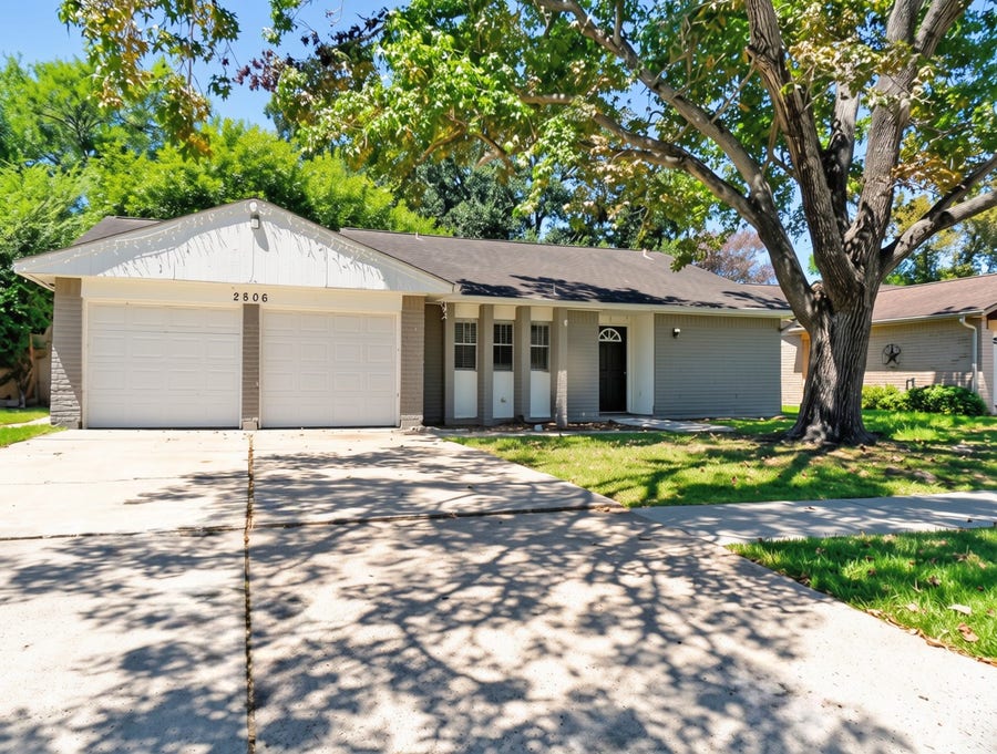 Property photo for 2806 W Birchdale Drive, Missouri City, TX