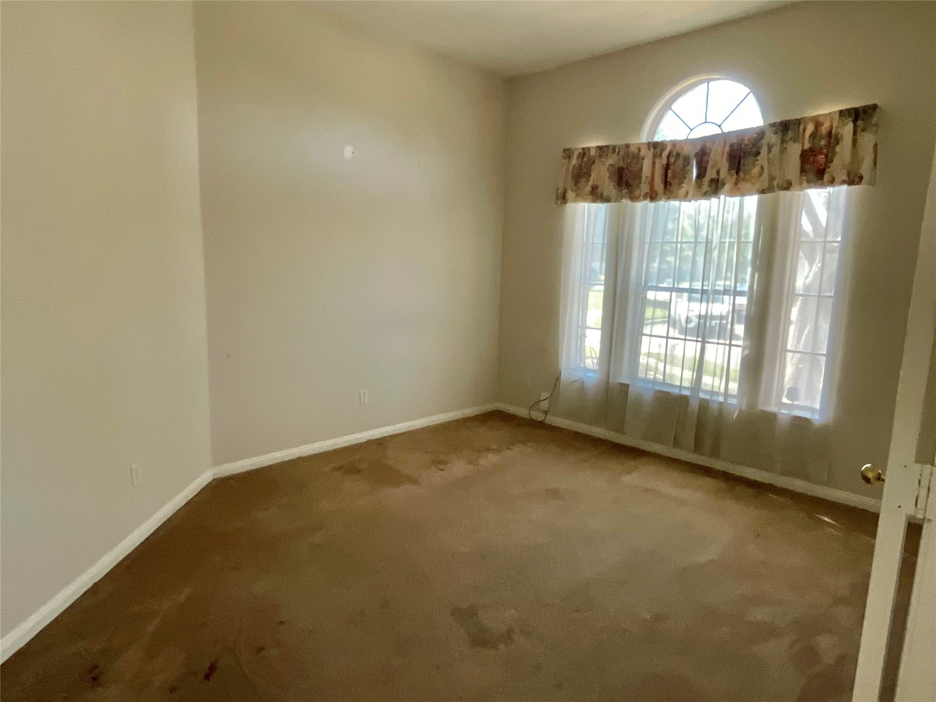 218 Willards Way, Stafford, TX 77477 Home Office/Bedroom 4