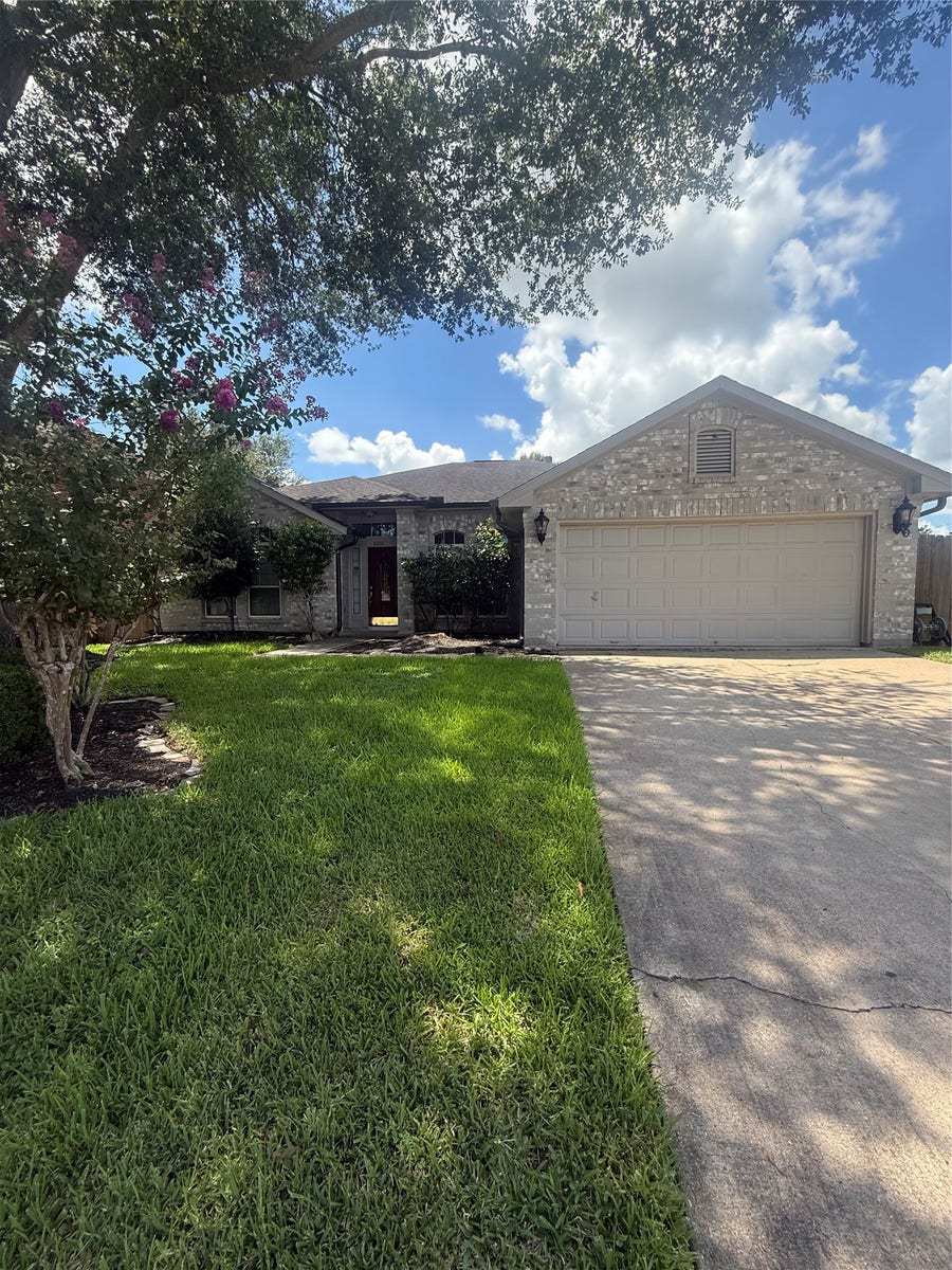 Property photo for 8210 PADDINGTON PLACE Drive, Houston, TX