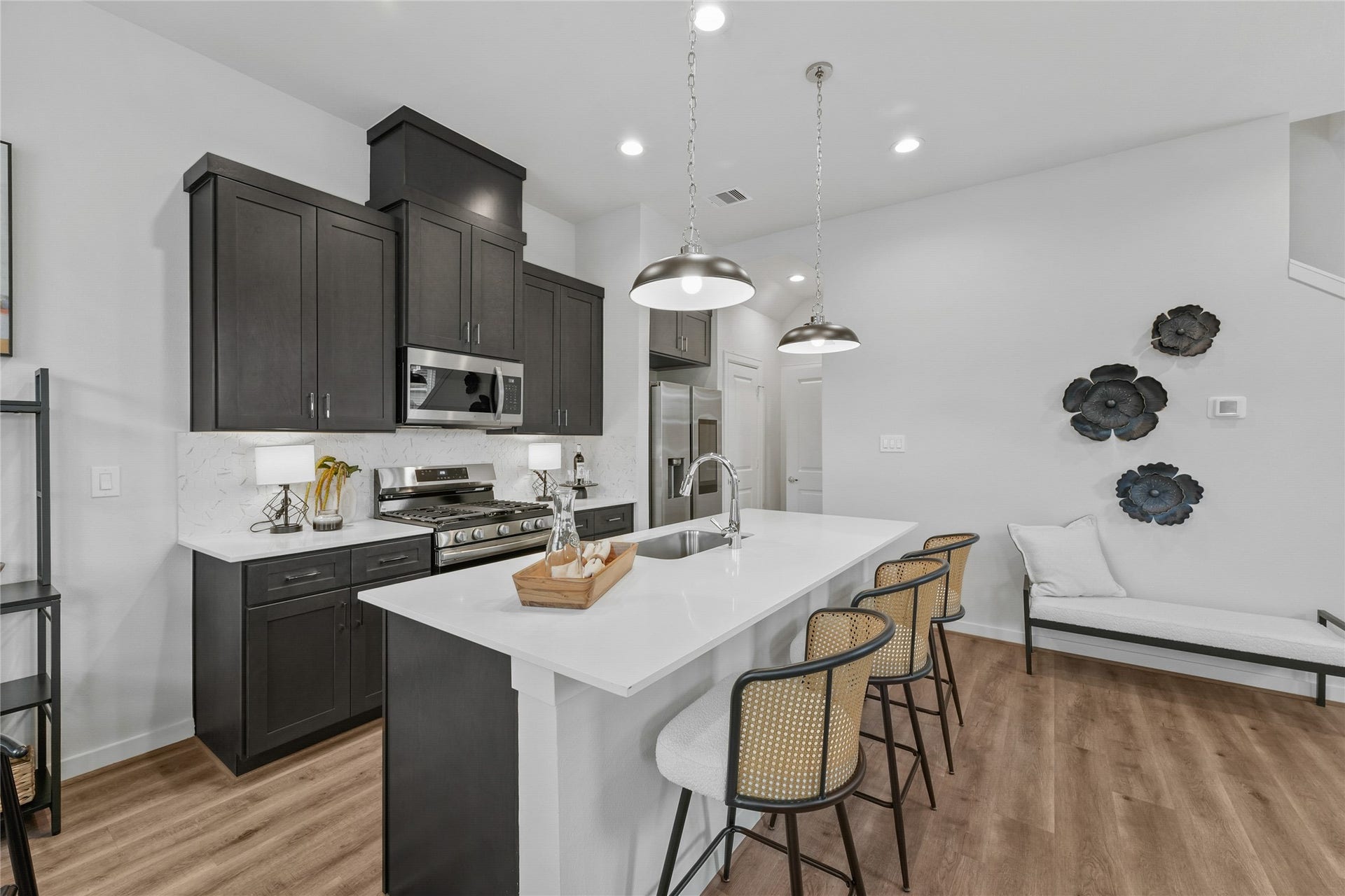 2110 Dewalt Street, #G, Houston, TX 77088 First Floor Living