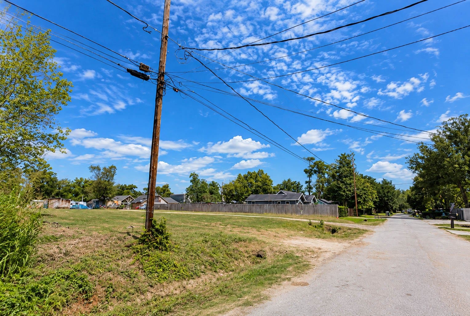 6035 Velma Lane, Houston, TX 77396 6035 Velma Lane, Houston, TX 77396
