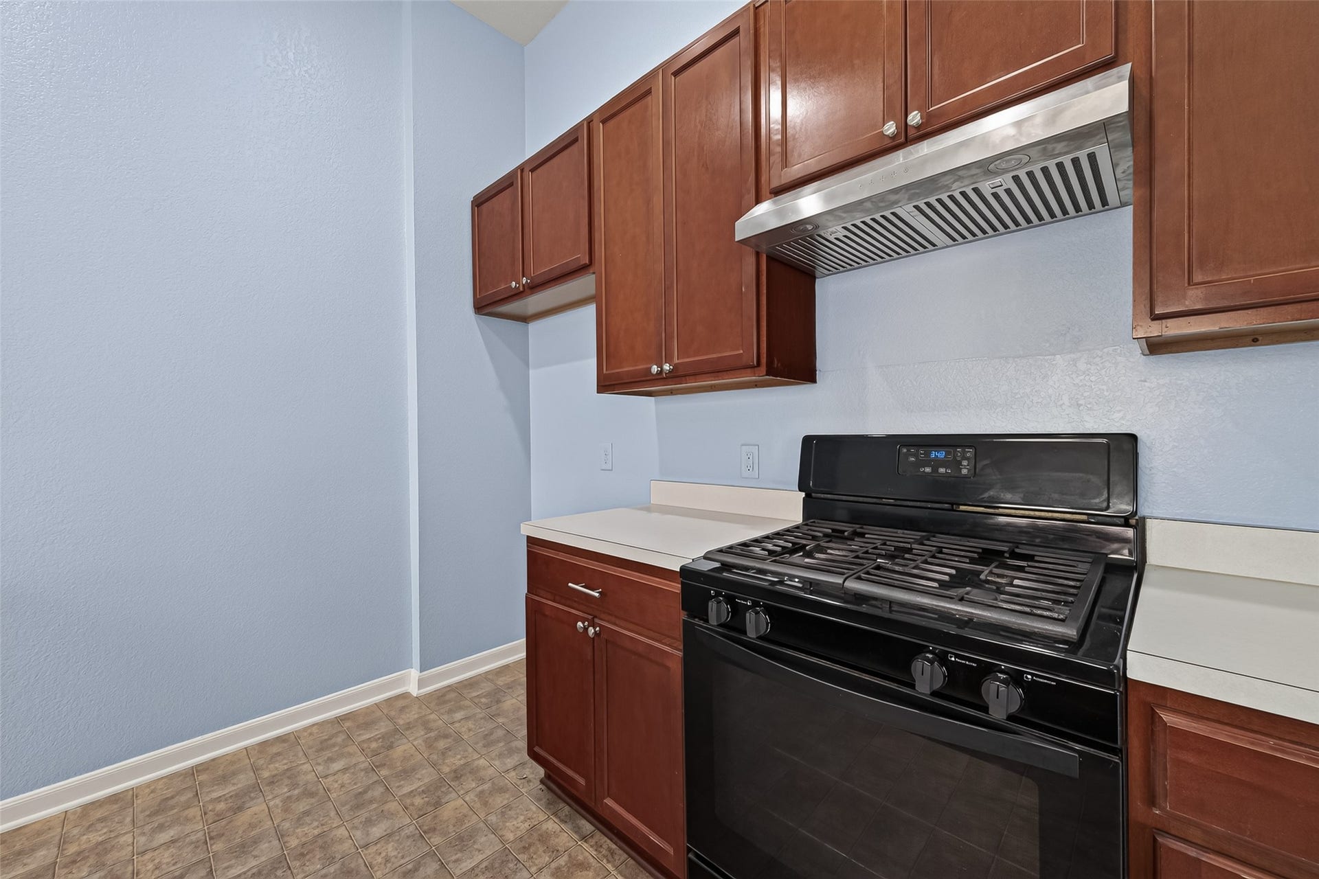 22506 Auburn Valley Lane, Katy, TX 77449 Gas stove top