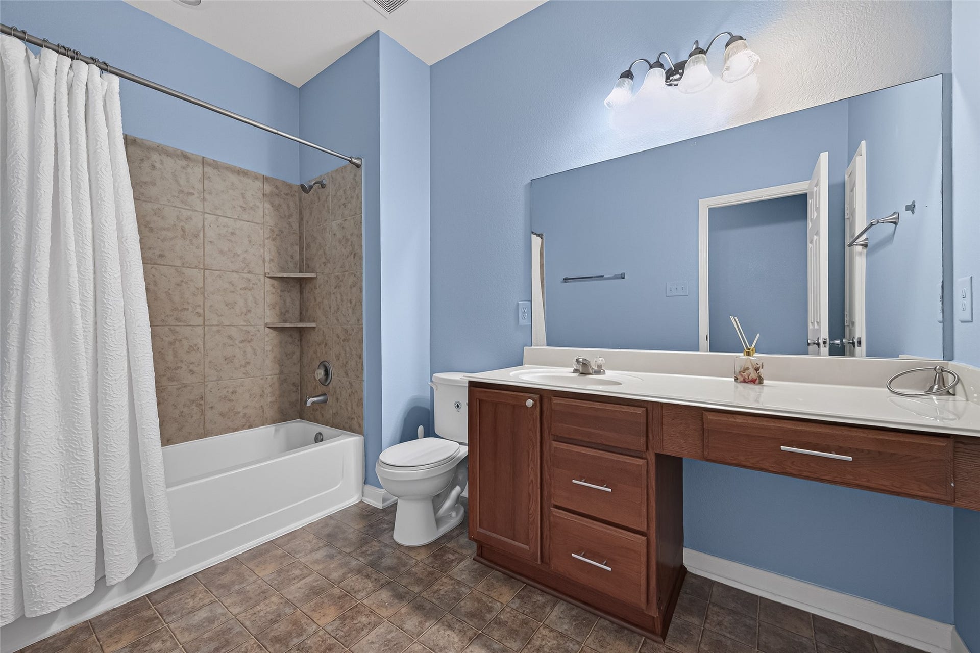 22506 Auburn Valley Lane, Katy, TX 77449 Bathroom