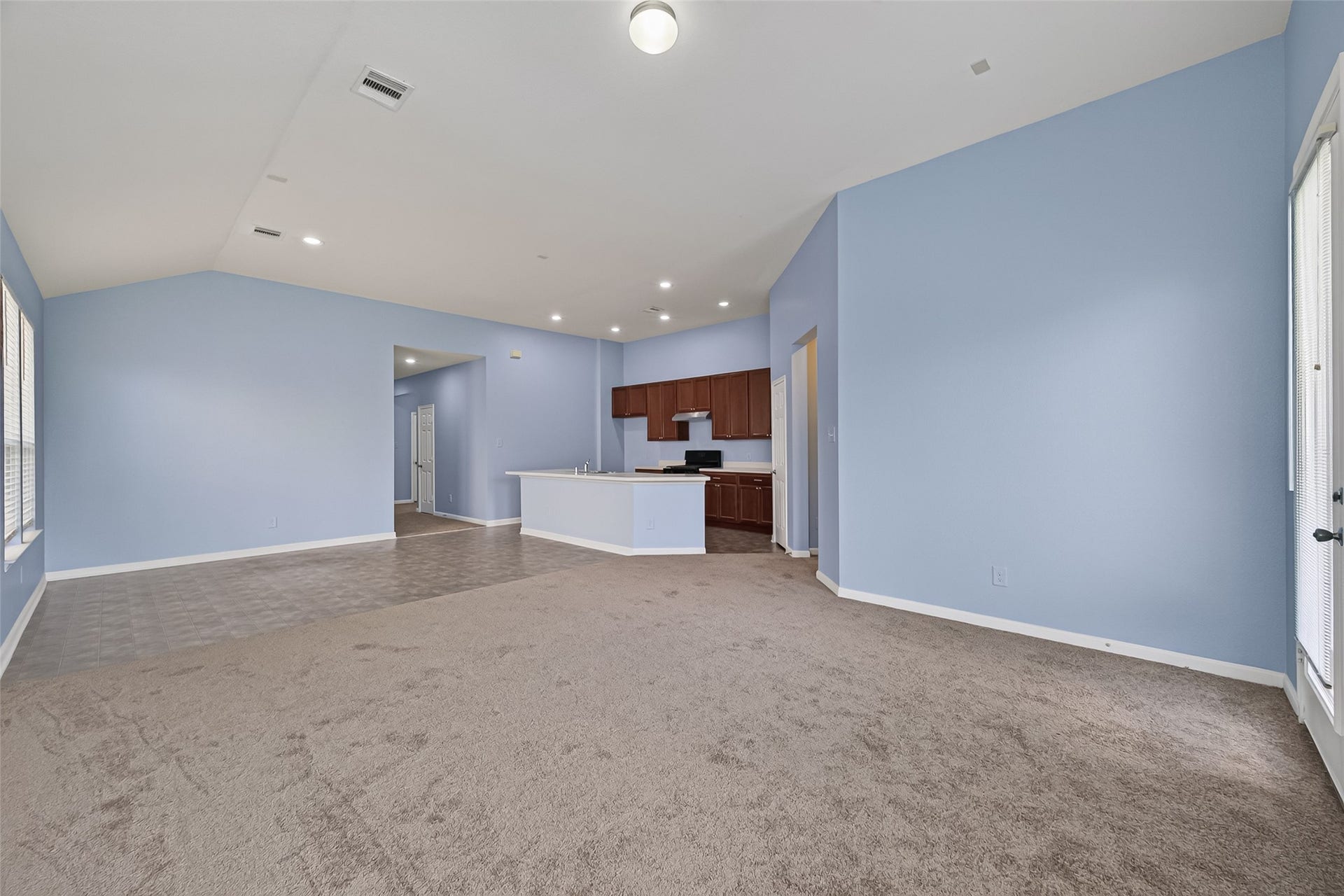22506 Auburn Valley Lane, Katy, TX 77449 Family room that fits everyone!