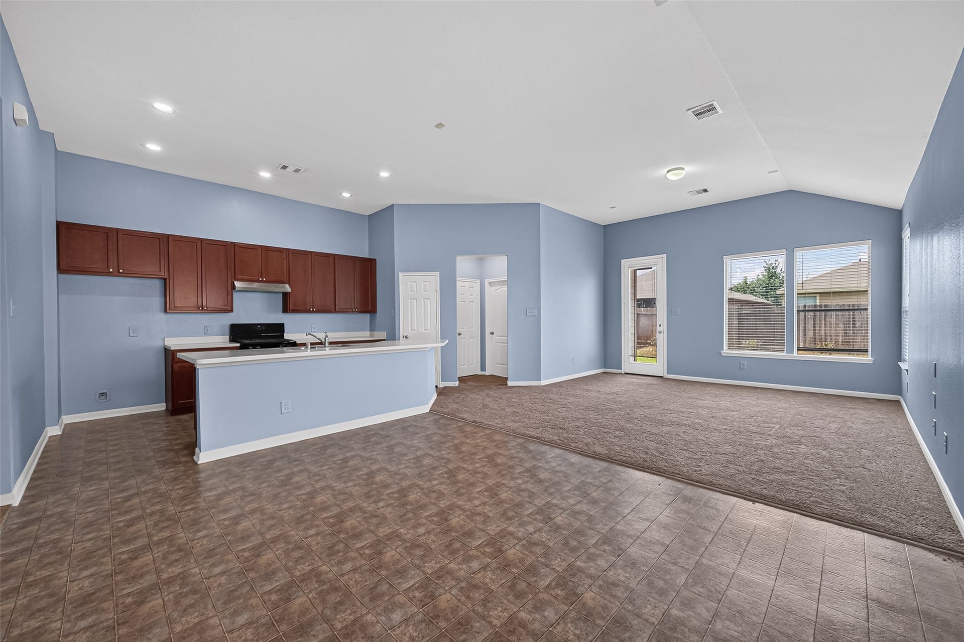 22506 Auburn Valley Lane, Katy, TX 77449 Come on in!