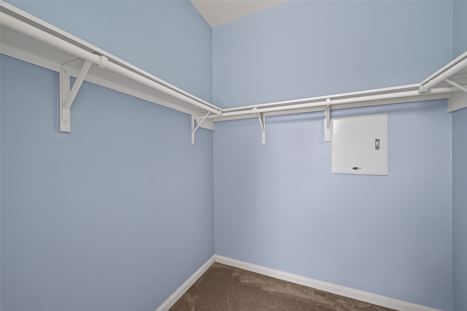 22506 Auburn Valley Lane, Katy, TX 77449 Laundry/ mud room